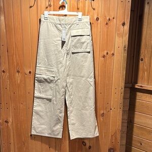 New NWT COS wide leg cargo pants size 6